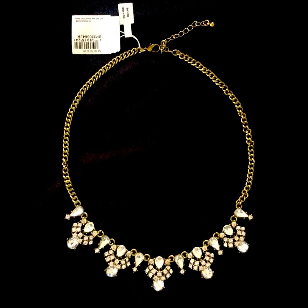 Stunning statement necklace Nordstrom